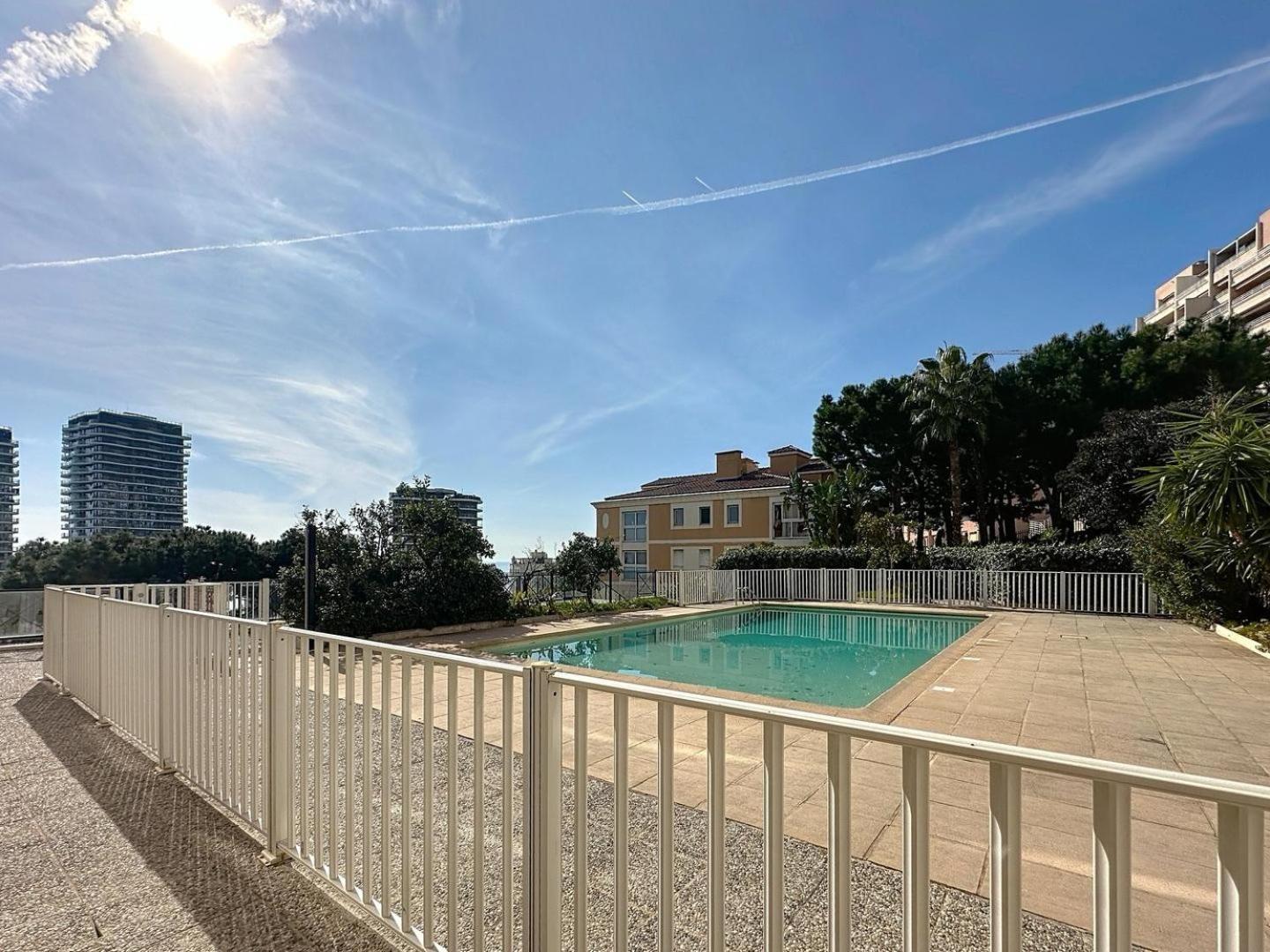Direct Monaco Studio Devant Piscine Beausoleil Eksteriør bilde